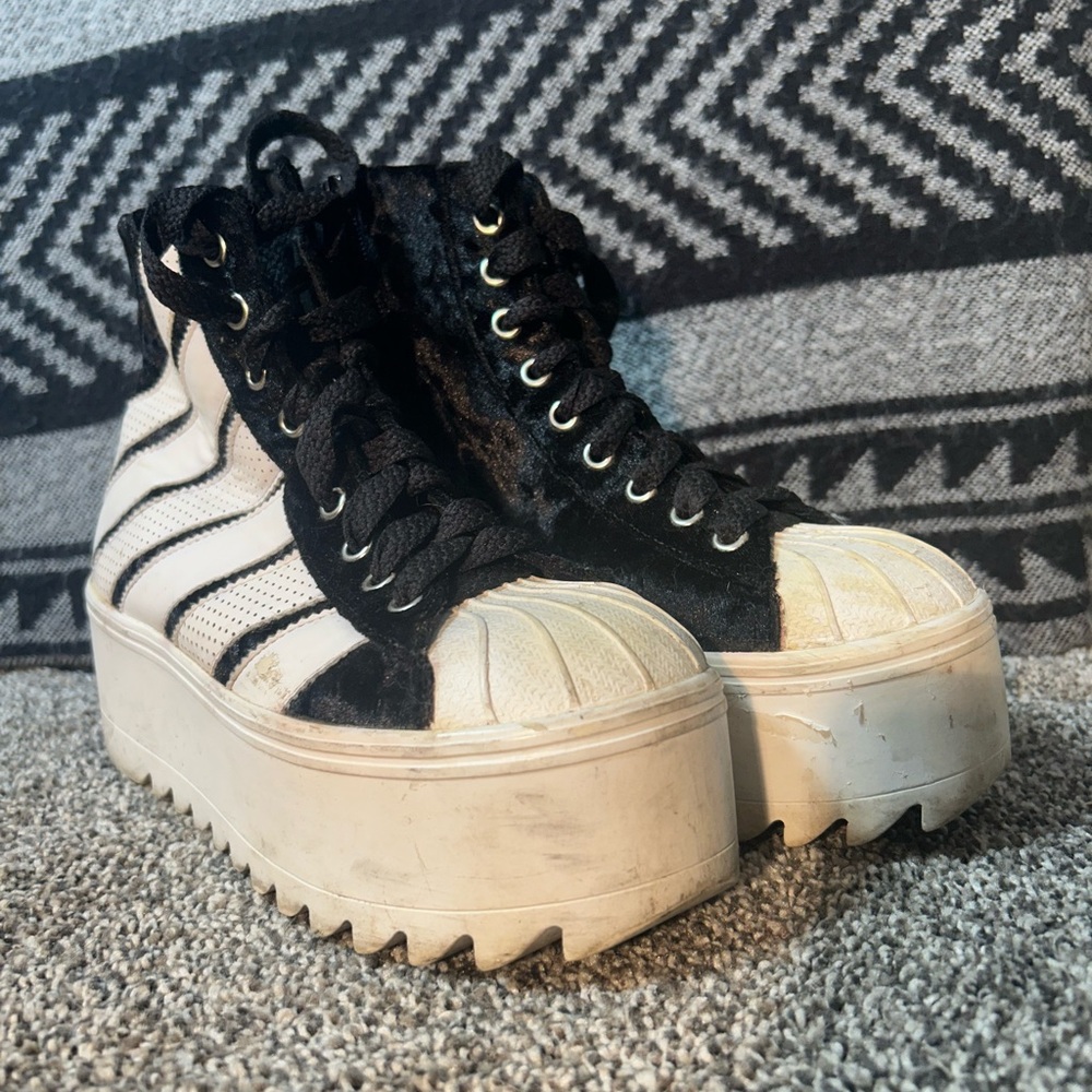 platform shoes, Jeffrey Campbell